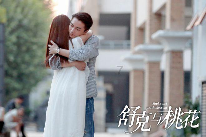 可以给一岁以内的宝宝买什么玩具呢？游戏画面